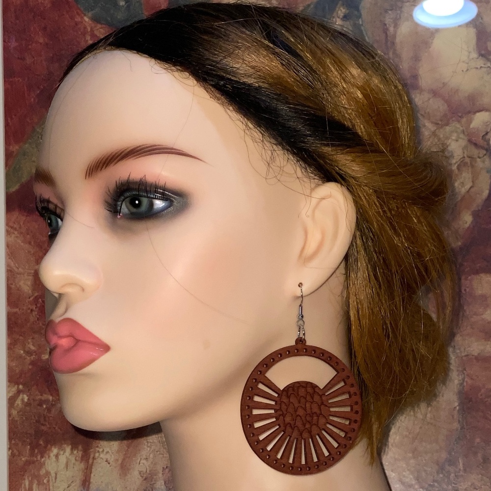 *NEW* WOODEN AFRICAN BOHEMIAN FISH HOOK EARRINGS